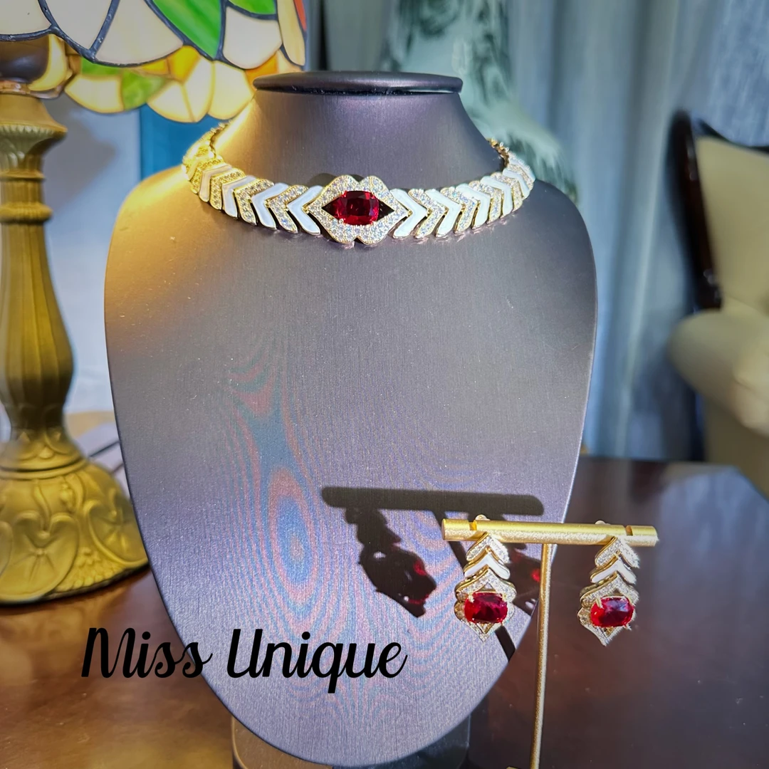 S6028哥特风红色嘴唇项链套装