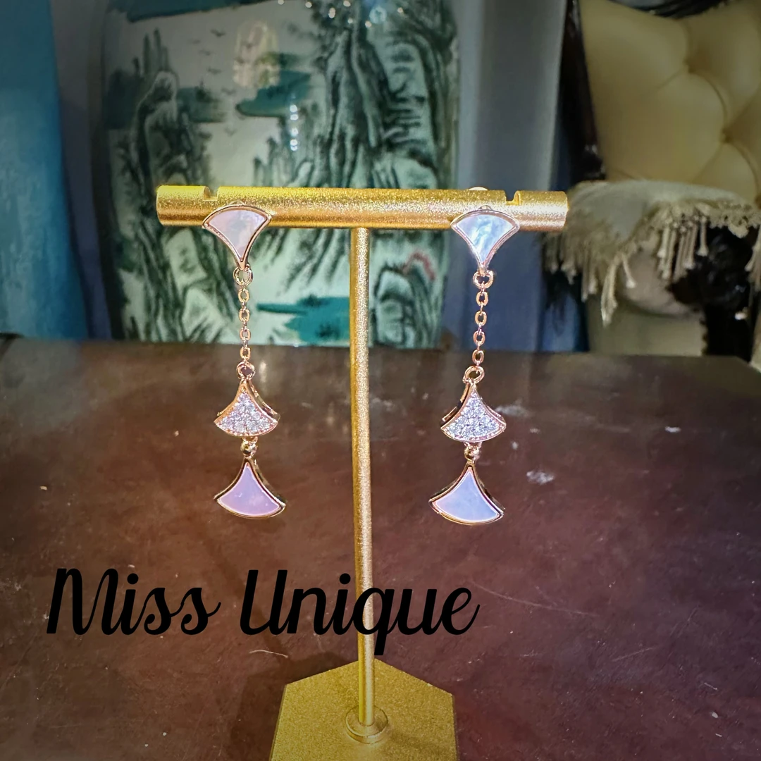 B1658日常小扇子白贝贝耳环