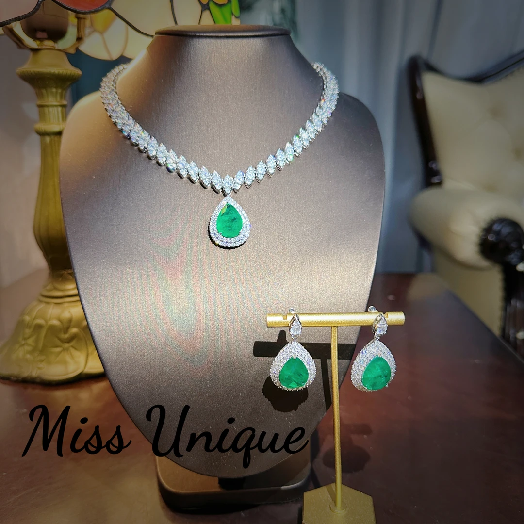 S6273新苏富比绿色棉纹水滴项链套装