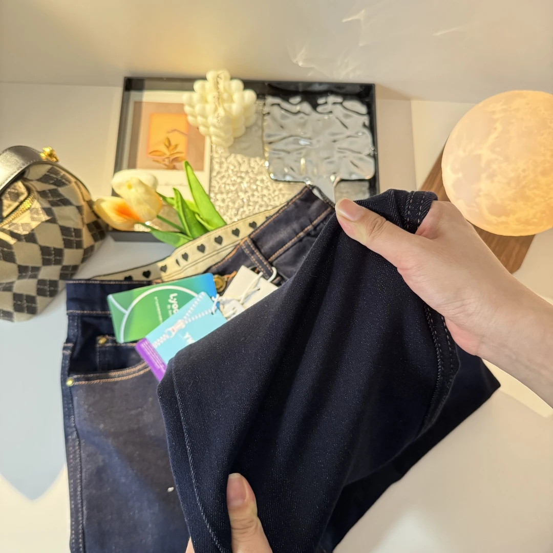 法式九分2025上新热门爆款丹宁高品厚绒直筒牛仔奶奶裤显瘦显腿长