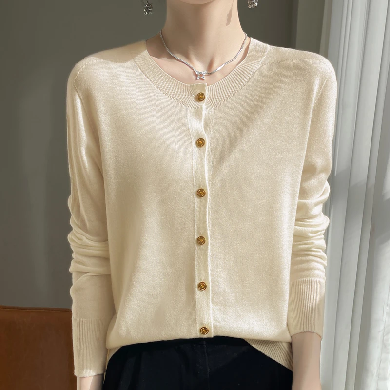 春秋新款精纺羊毛圆领显瘦百搭空调衫外搭镂空防晒针织薄款外套