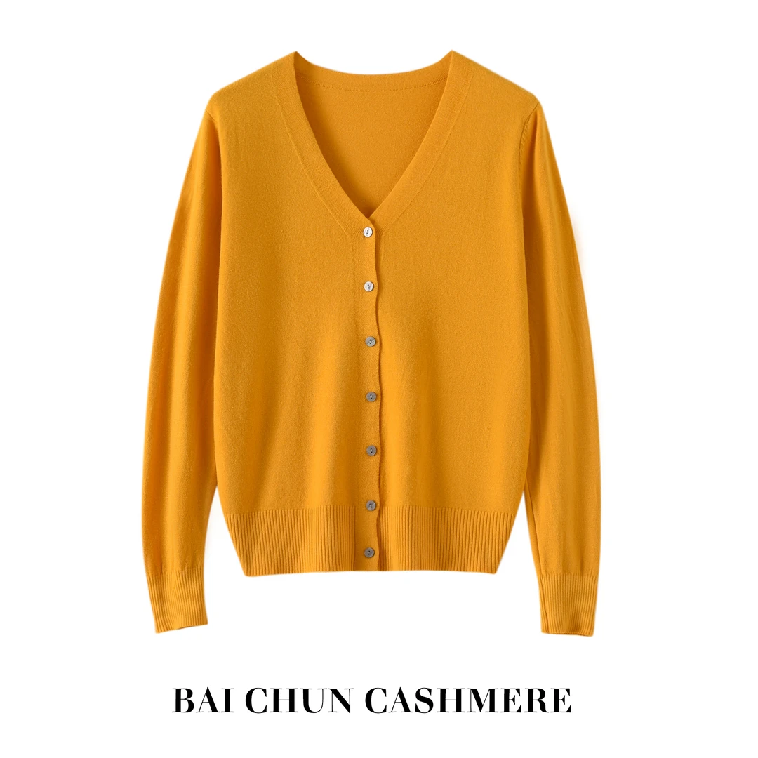 【安妮熊专属】V领羊毛针织开衫女春秋新款宽松小香风短款打底上衣