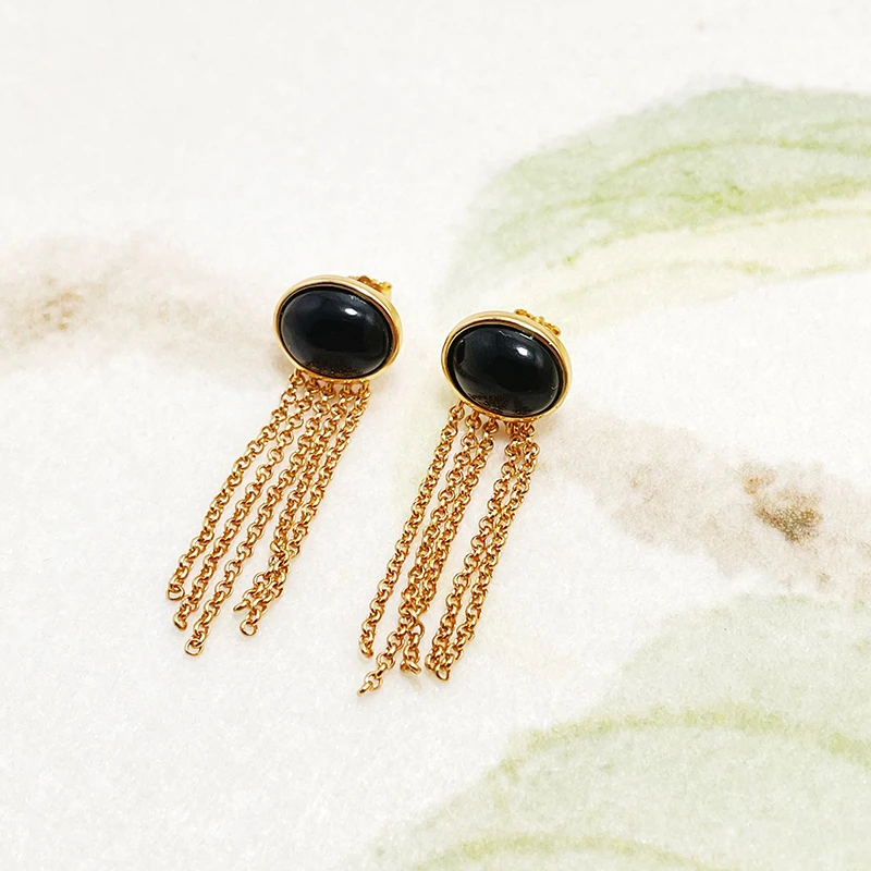 玉掌门-FL692-S925银镶嵌和田玉经典蛋面流苏耳钉