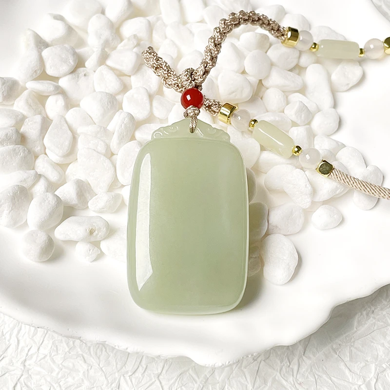 玉掌门-FL289-晴水-素玉和田玉晴水平安无事牌吊坠