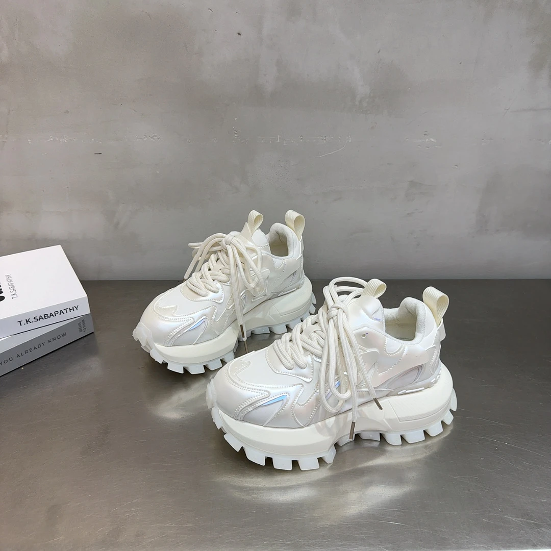 2024冬季新款加棉保暖防滑系带高颜值韩版潮流轻奢欧货休闲阿甘鞋