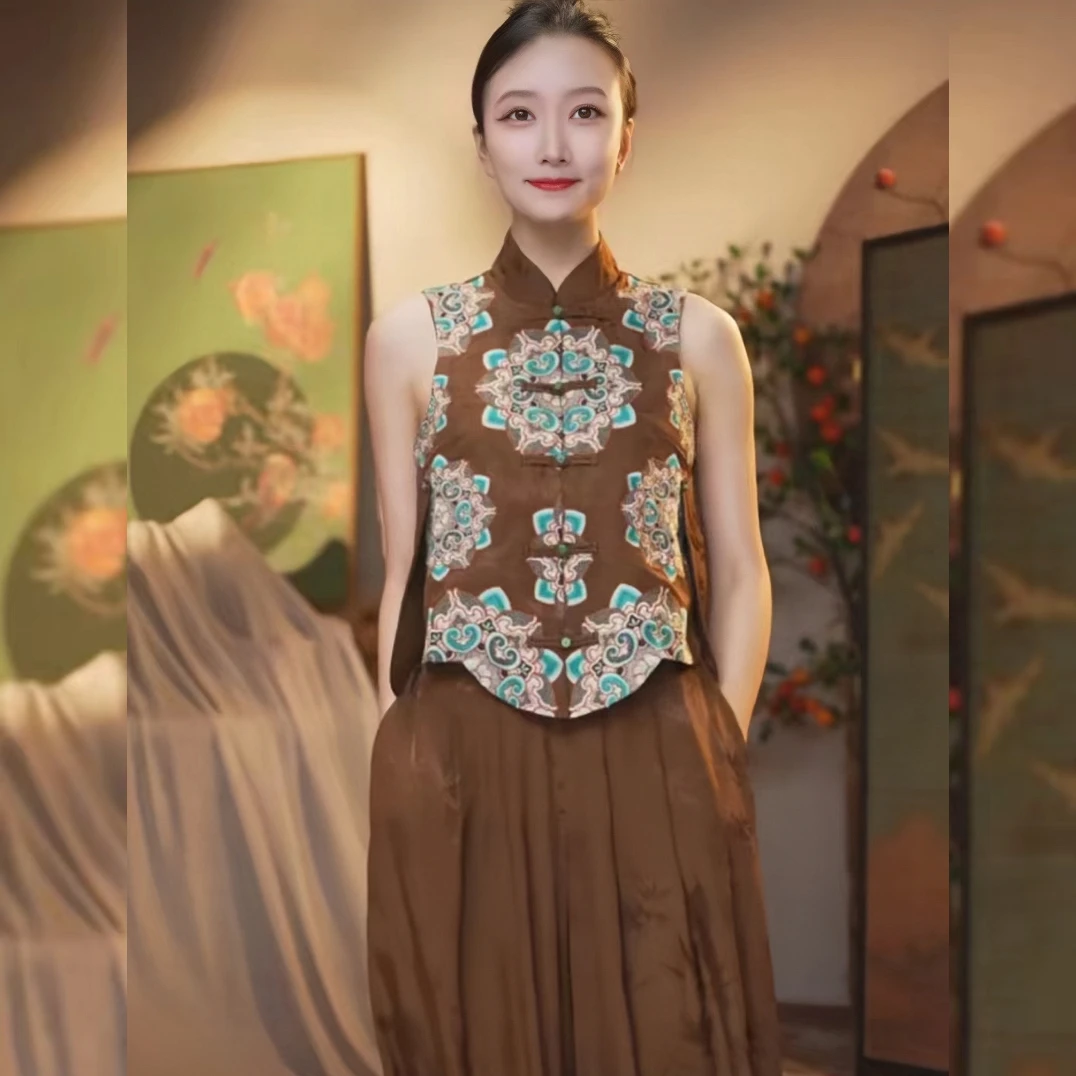 杨丽萍衣橱-菩提诗词刺绣马甲/如释令提花阔腿裤