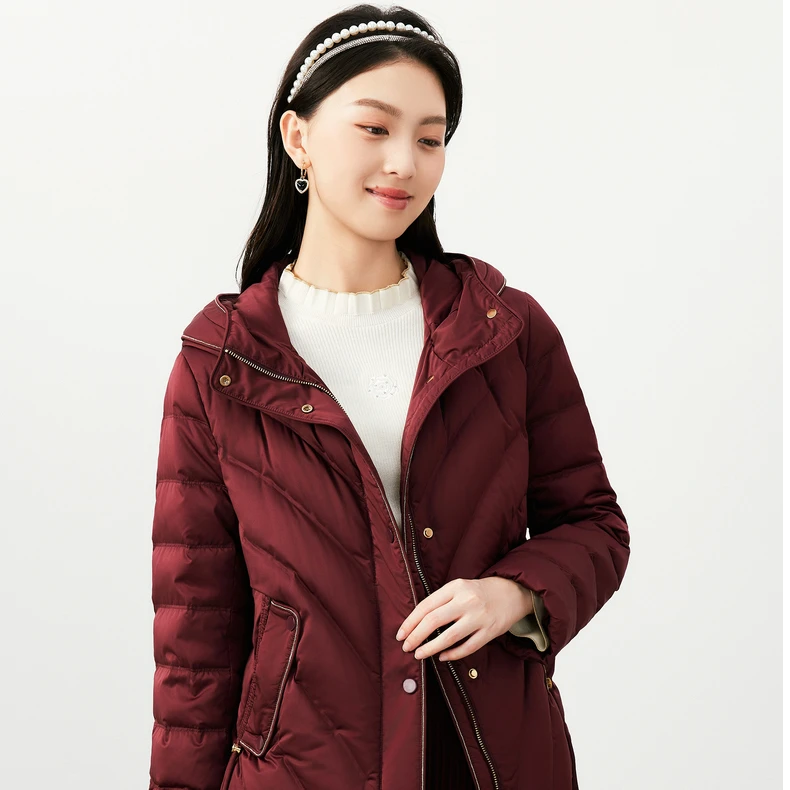 【商场同款】珂莱蒂尔保暖百搭短款连帽羽绒服KR00935C7