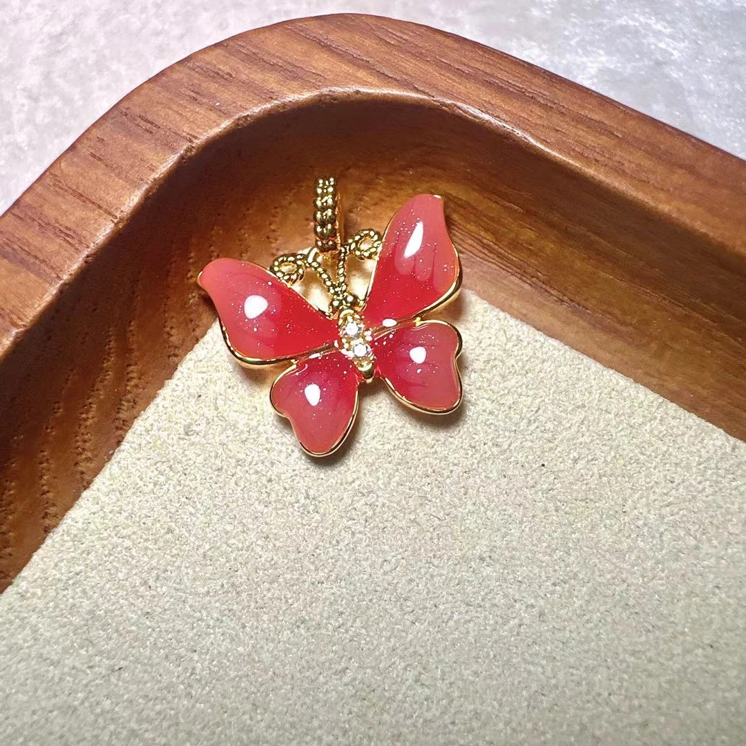 Z-8084  时尚烧蓝蝴蝶吊坠  带金属支撑架工艺 + 专柜礼盒