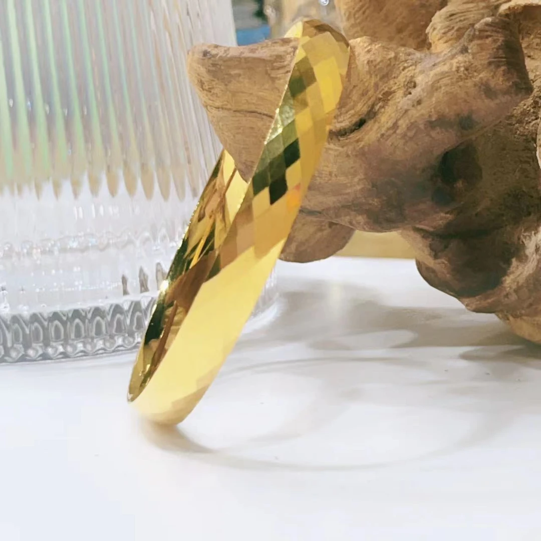 Y-6042  时尚精工5G菱形扁条手镯 + 专柜礼盒