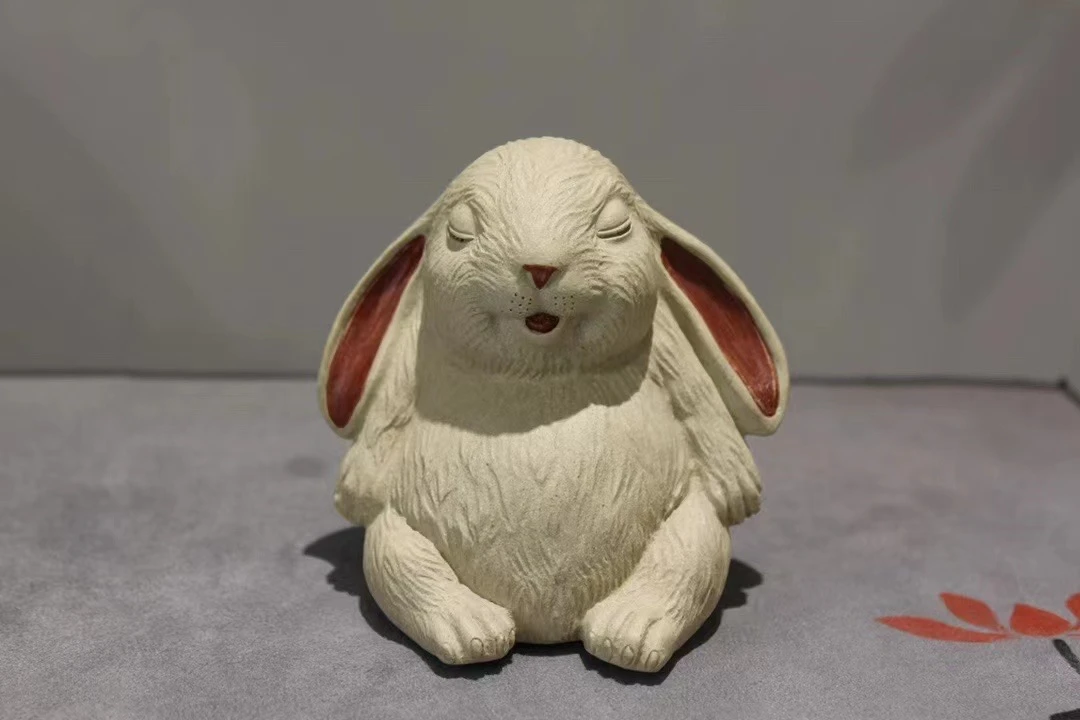 宜兴紫砂精品雕塑逍遥玉兔精工拉毛