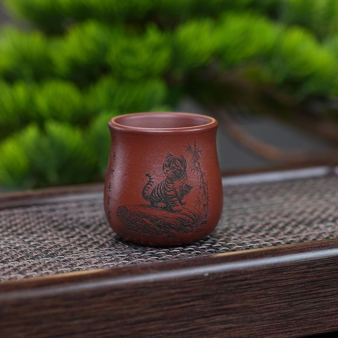 宜兴原矿龙血砂老紫泥手工刻绘猫蝶紫砂主人杯品茗杯茶具332