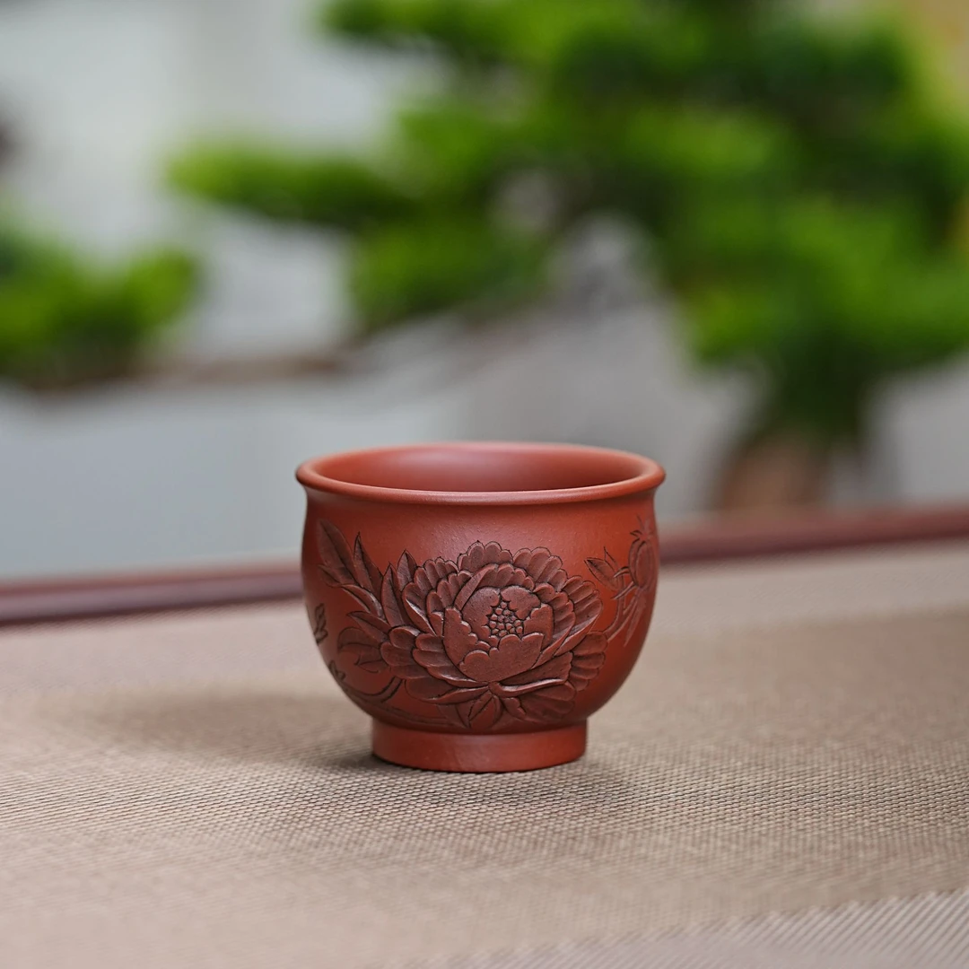 宜兴原矿龙血砂手工刻绘牡丹花紫砂主人杯品茗杯茶具104