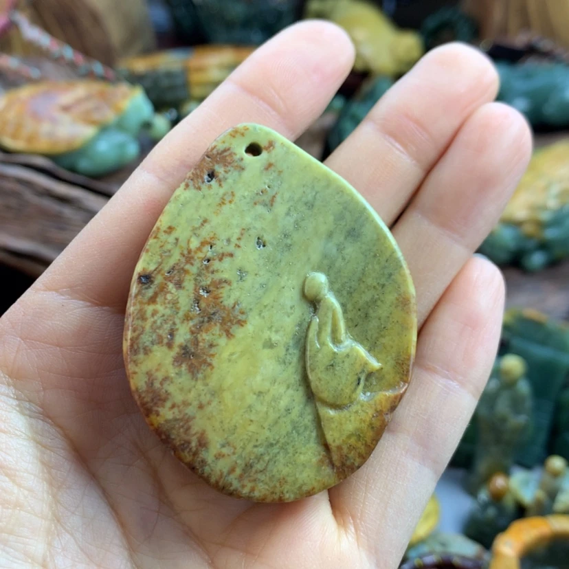 【闪购商品】岫岩河磨玉（透闪石质玉）手把未镶嵌陈*