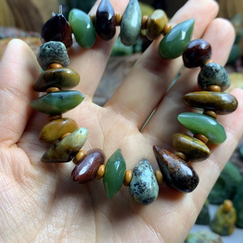 【闪购商品】岫岩河磨玉（透闪石质玉）手串未镶嵌第*感