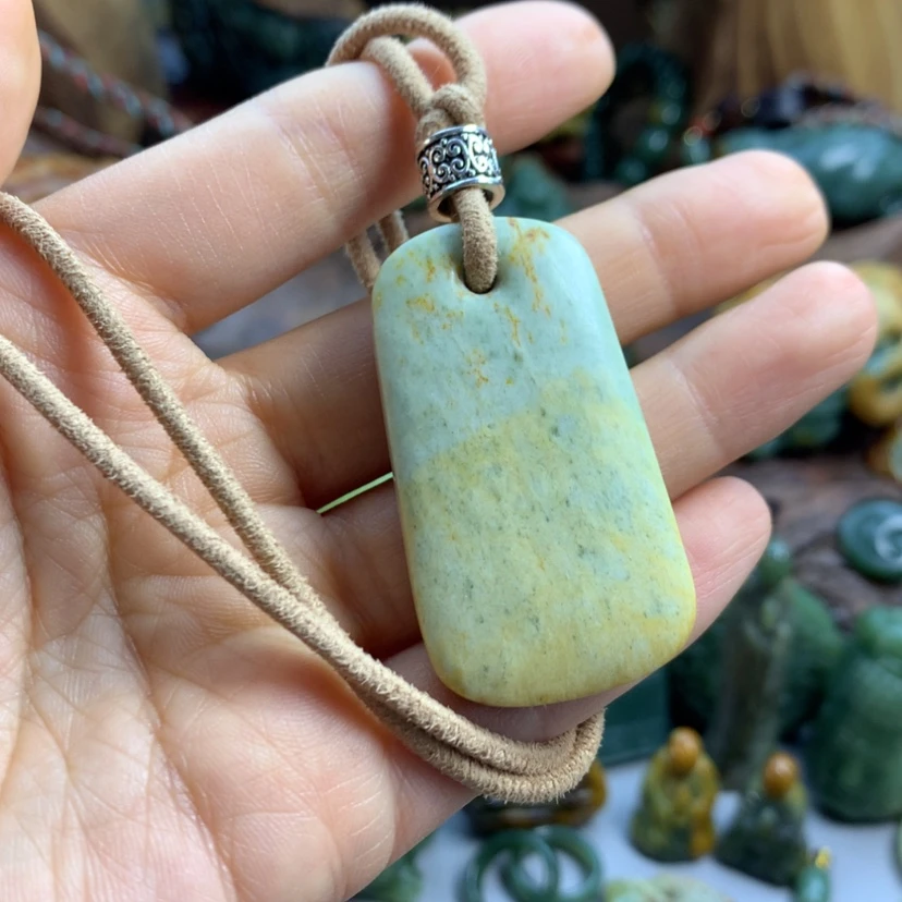 【闪购商品】岫岩河磨玉（透闪石质玉）手把未镶嵌上***丶