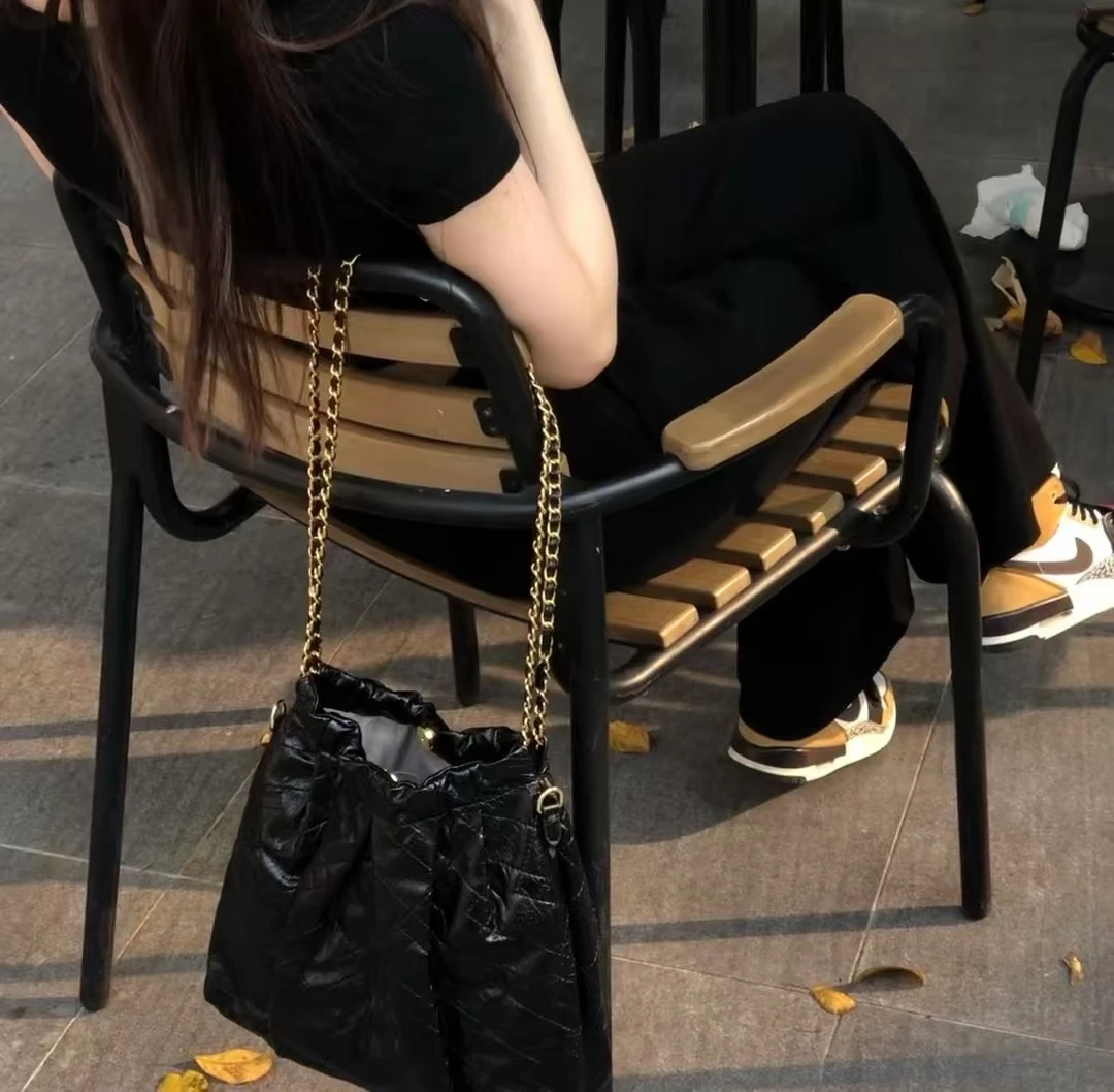 1手工真皮女包斜跨包A91-A99