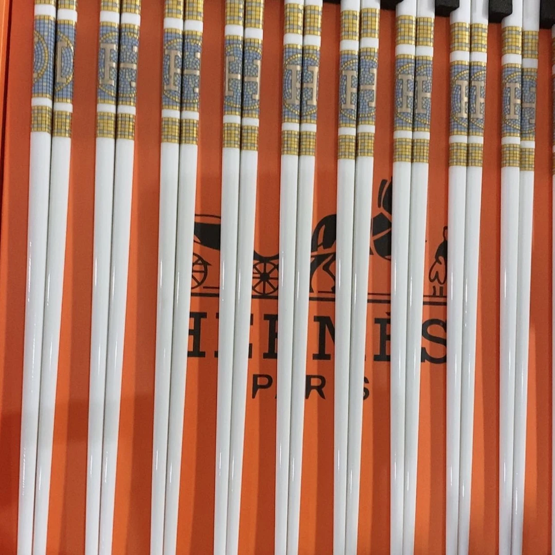 【闪购商品】骨瓷碟小*沙