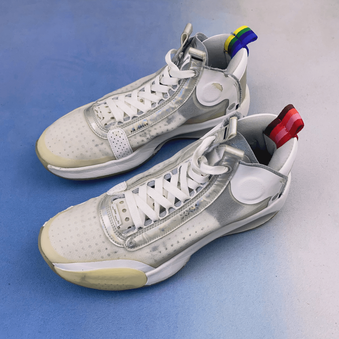 43码/9新/Air Jordan34 白镭射 中帮气垫实战篮球鞋/无原盒
