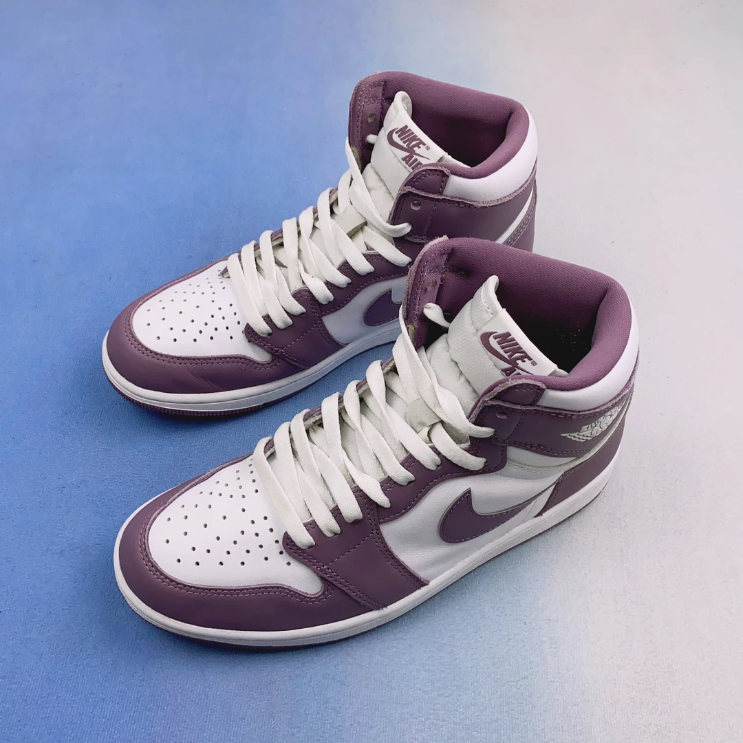 42码/95新/Air Jordan1 白芋紫 高帮运动休闲鞋/无原盒/公价999