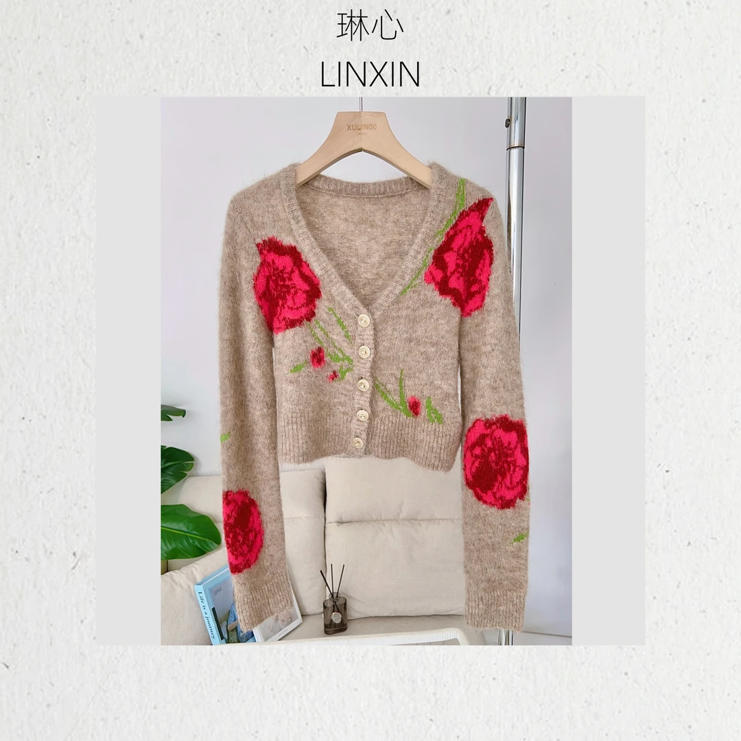秋冬新款小众女装棕色宽松花朵印花开衫V领针织衫 0210