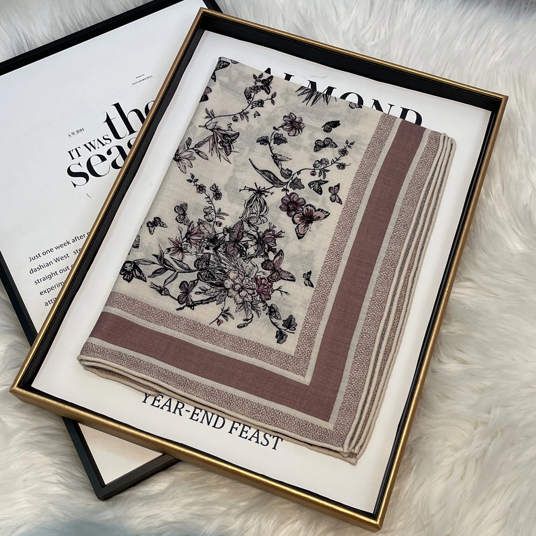 丝毛双面蝴蝶纷飞60方巾手工卷边洋气优雅女士丝巾围巾披肩B156