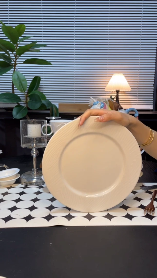 【闪购商品】盘陶瓷盘（单品不带刀叉）微瑕