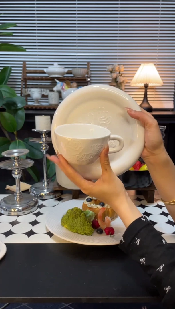 【闪购商品】盘陶瓷盘（单品不带刀叉）微瑕