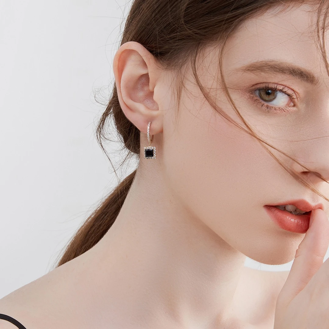 mck 合金合成锆石耳饰 2024年新款几何方形耳环女气质高级感耳饰