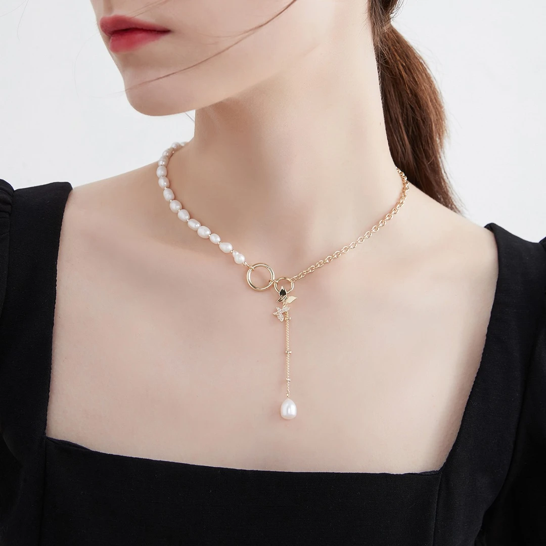mck2023年新款蝴蝶流苏项链女轻奢高级感珍珠吊坠锁骨链颈链颈带