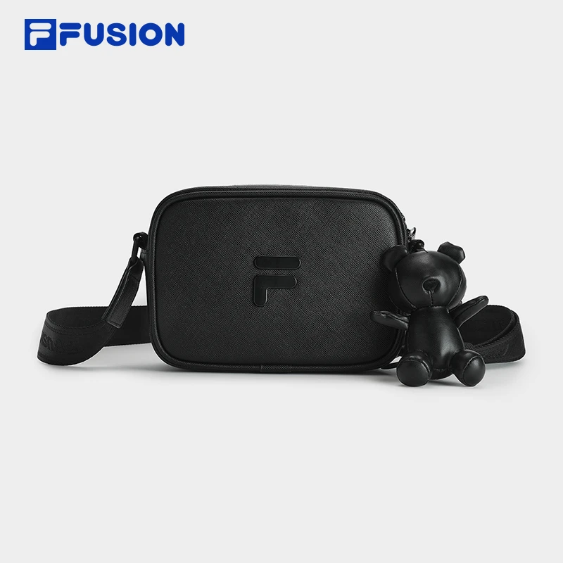 FILA FUSION斐乐情侣款挎包百搭冬款时尚相机斜挎包T13U343127