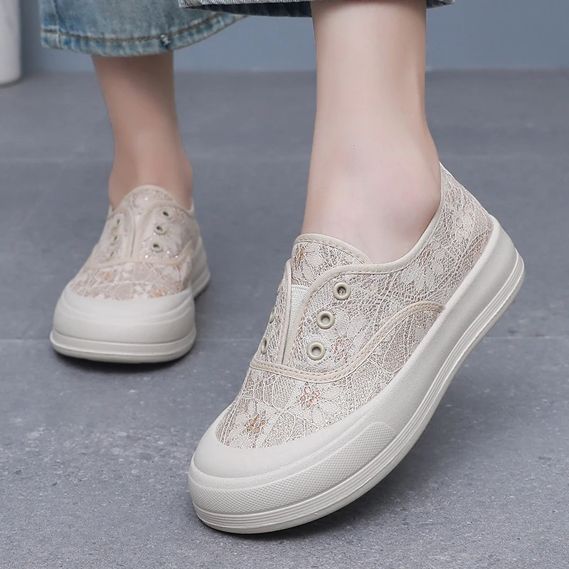 老北京布鞋女款2025新款百搭单鞋厚底板鞋帆布鞋软底懒人鞋一脚蹬