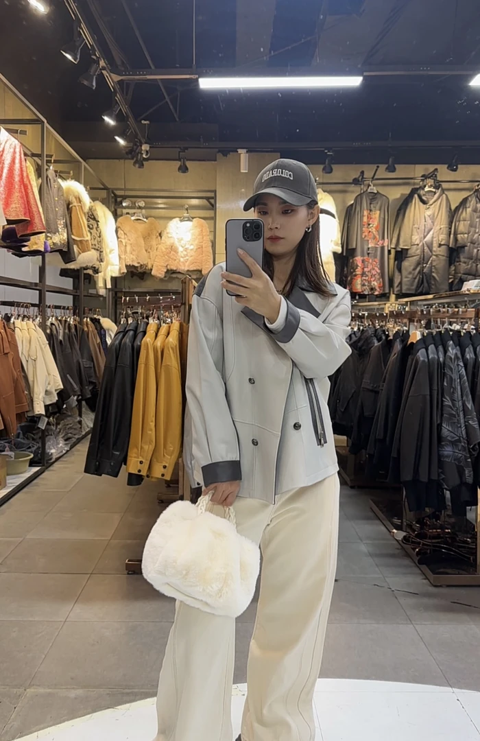 2024新款头层绵羊真皮拼接撞色西服领上衣外套女秋冬季设计感小众