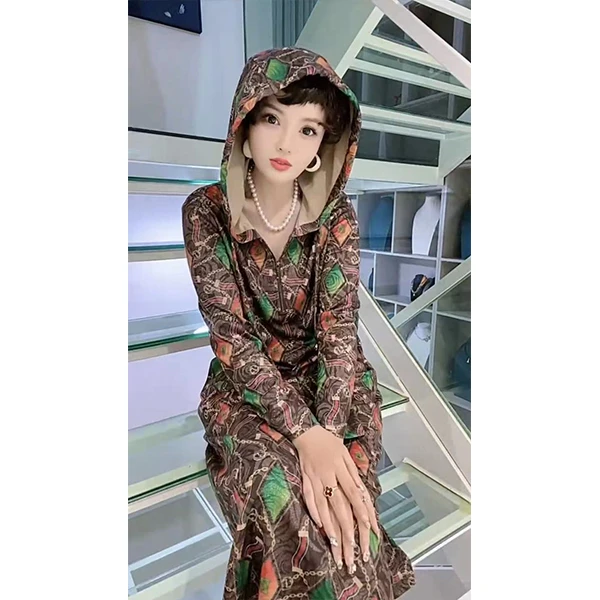 KF098 时尚气质中长款秋冬连帽连衣裙