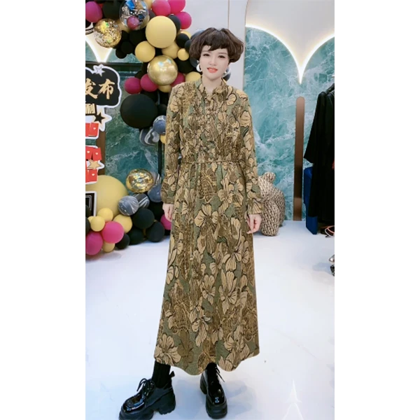 K699 时尚气质复古民族风秋冬中长款宽松连衣裙