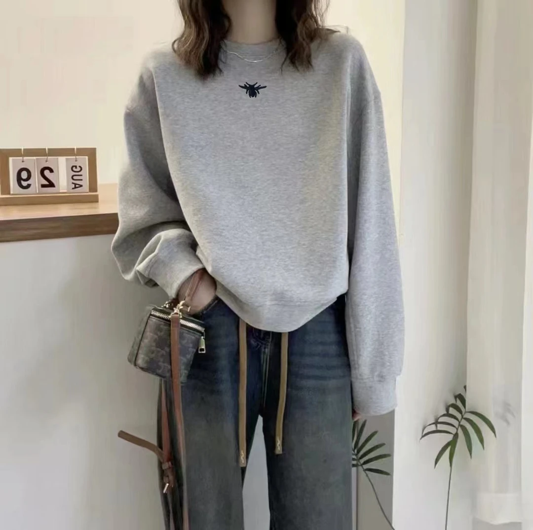 外贸款！！ 圆领卫衣 刺绣款 【小蜜蜂】 时尚百搭款 W-75