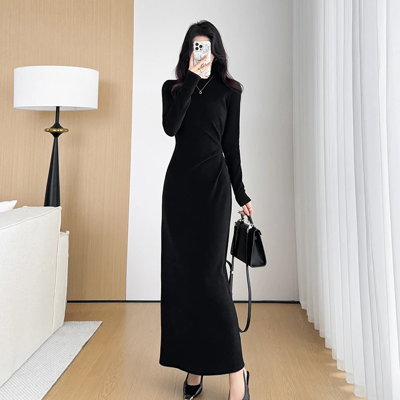 法式赫本风打底长袖连衣裙女装2025春季新款高级感修身内搭长裙子