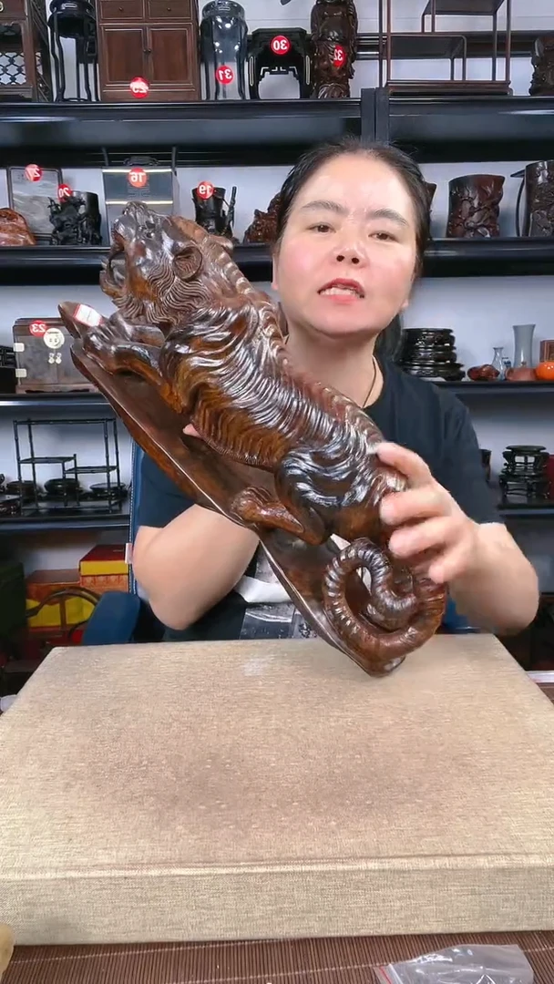【闪购商品】木145老李红木工艺品