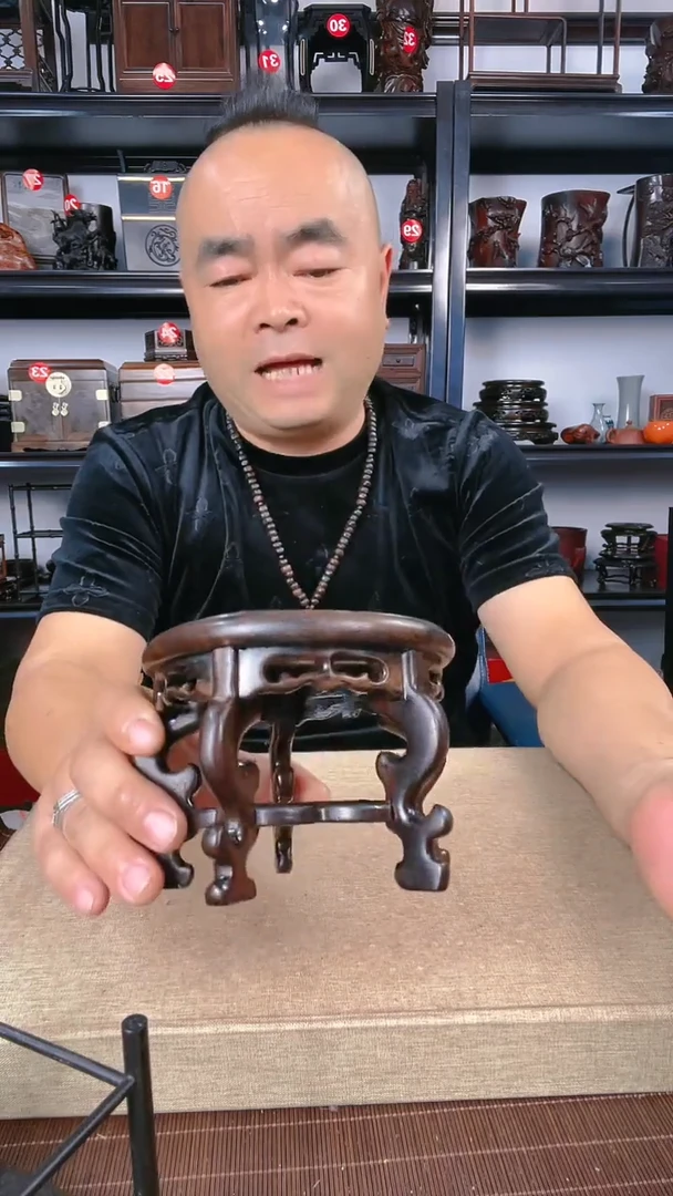 【闪购商品】木2942老李红木工艺品