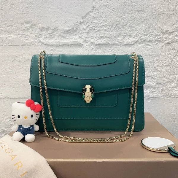 95新/宝格丽/妃鱼/包包/市场价20000/240827EV0015