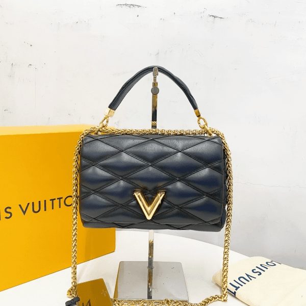 99新 LouisVuitton/路易威登 /箱包/市场价99999/240730EV0040