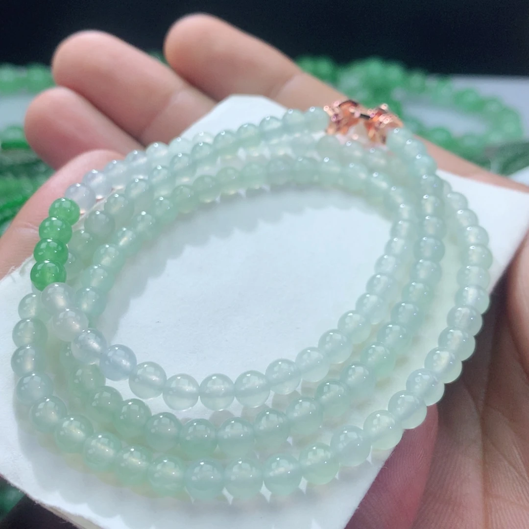 翡翠颈饰未镶嵌044卡5