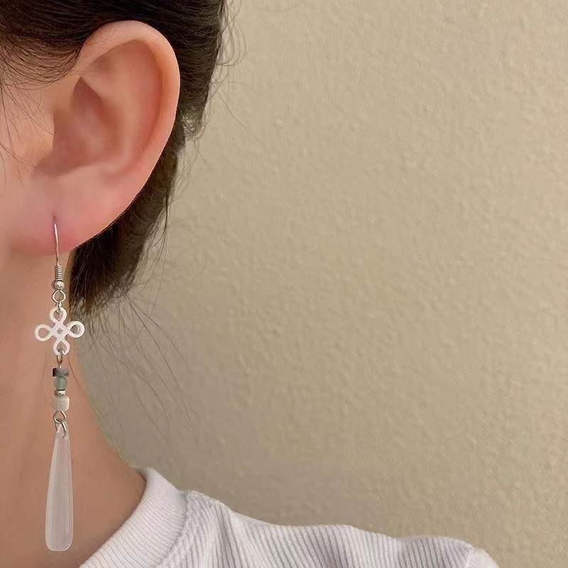 合金仿水晶耳饰 新中式中国结长款流苏耳环新款古风超仙耳钉汉服
