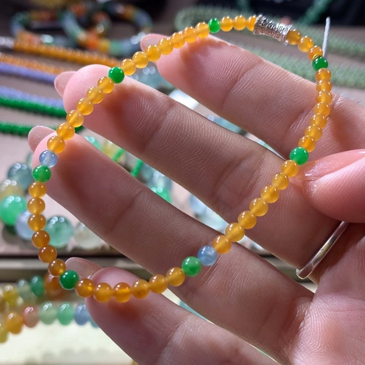 翡翠手链未镶嵌冰种满黄小米