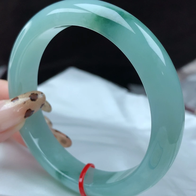 【闪购商品】翡翠手镯未镶嵌00073，