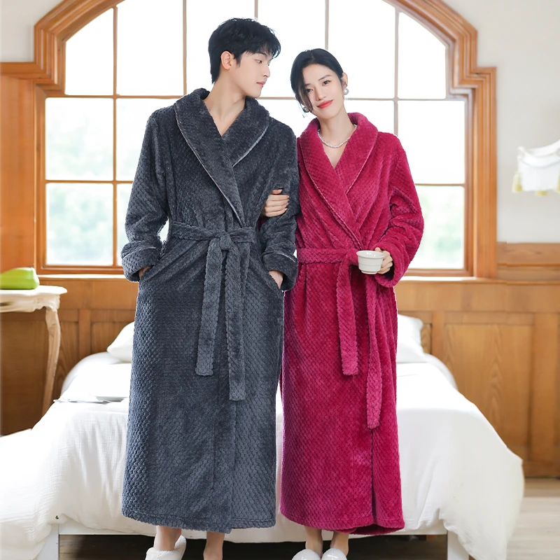 秋冬款情侣睡衣加长款法兰绒睡袍女贝贝绒浴袍男珊瑚绒加厚家居服