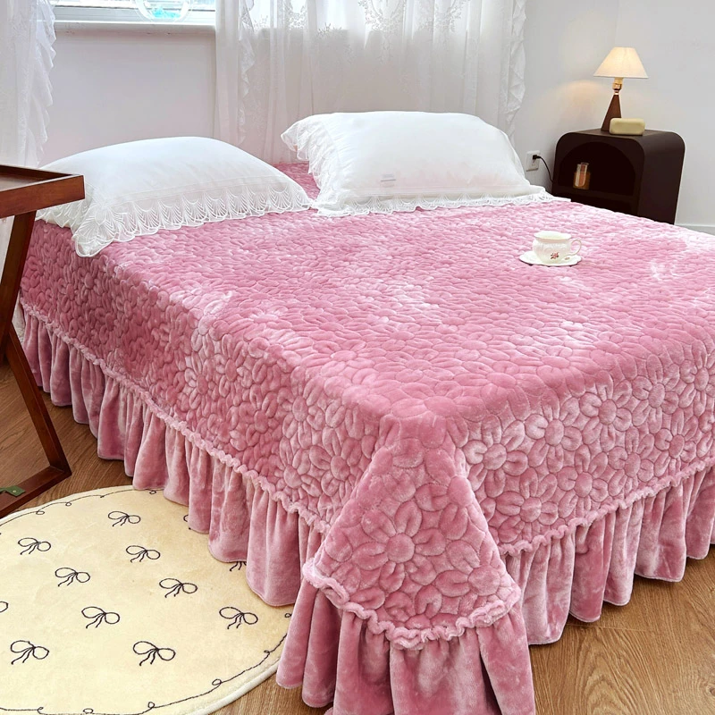 ◇ 撸猫感牛奶绒床盖纯色夹棉 三层绗缝秋冬款保暖亲肤加厚床盖