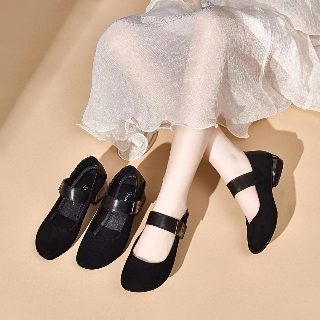 春季新款圆头搭扣粗跟单鞋QER8208中老年百搭夏季黑色软底妈妈鞋