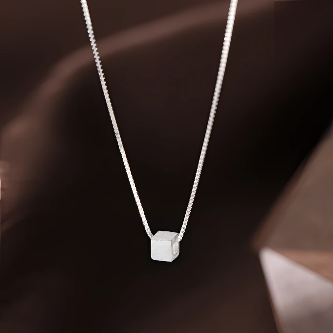 坠链均925银 小方块女款项链情人节礼物新款锁骨链设计感时尚项链