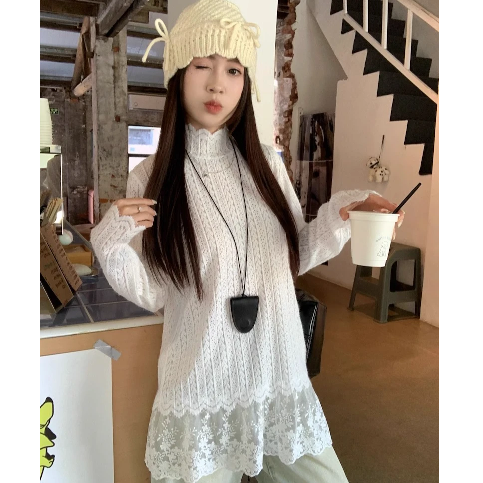 2024设计感蕾丝花边半高领内搭长袖T恤女秋冬白色宽松打底衫上衣