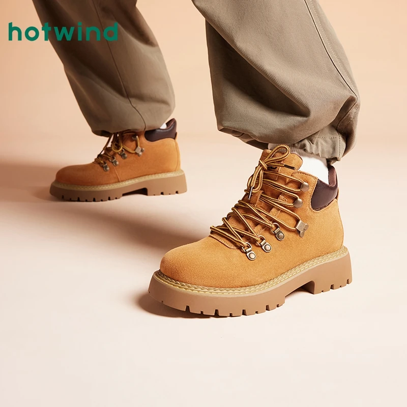 热风2024年冬季新款女士时尚休闲靴H95W4801